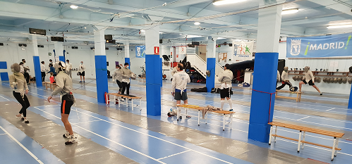 Últimamente los sábados en el Club son muy top #muchonivel #laesgrimamola #territorioCEM #ElDeporteEsSalud #ElDeporteEsVida #sable #espada #florete #fencing #scherma #escrime