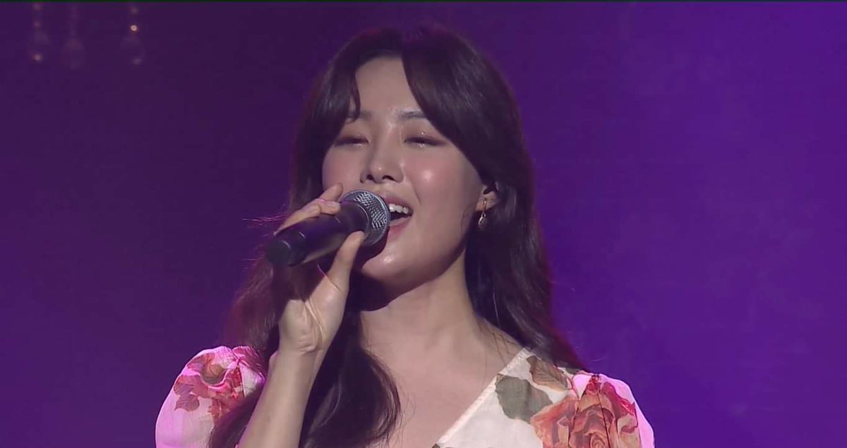 hellokpop's tweet photo. In her truly sweet-sounding voice, we get to hear Song Ji Eun's well-loved soundtracks live!
From her own dramas #MySecretRomance and #WishWoosh2! 😍💛
Presented by: @cdmentph
#송지은 #SONGJIEUN #UNTACT_LIVE #BLOOM #피어나 #開花 #피어나_開花 https://t.co/4C2EjdC4MX