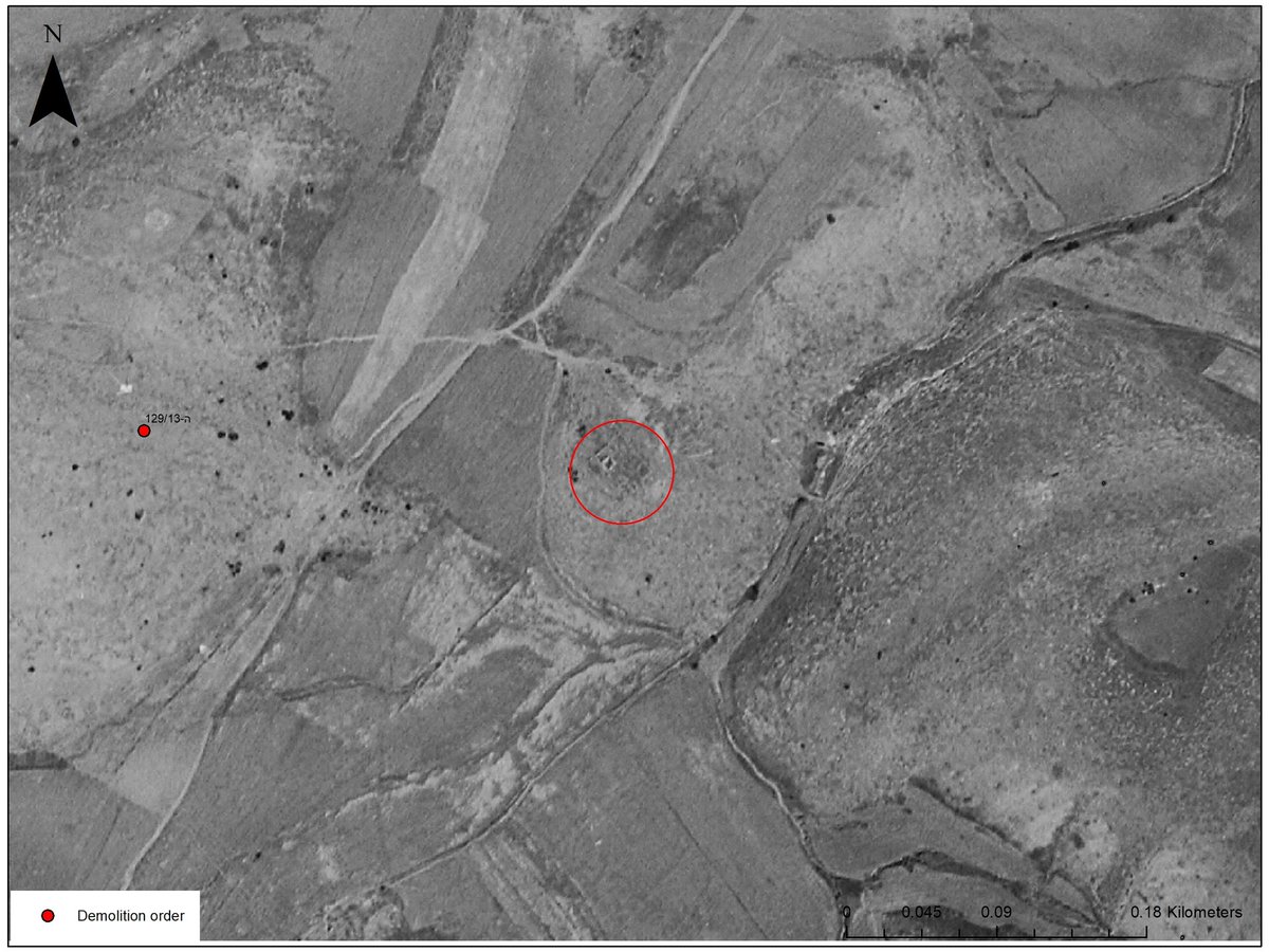 What was in Humsa area in 1967?Look at the aerial photo: Life.Cultivated parcels, where Palestinian Falahi (who belong to extended families) lived sometimes sessional and sometimes during the entire year. Depends who and when. This is how villagers lived all over the Levant.