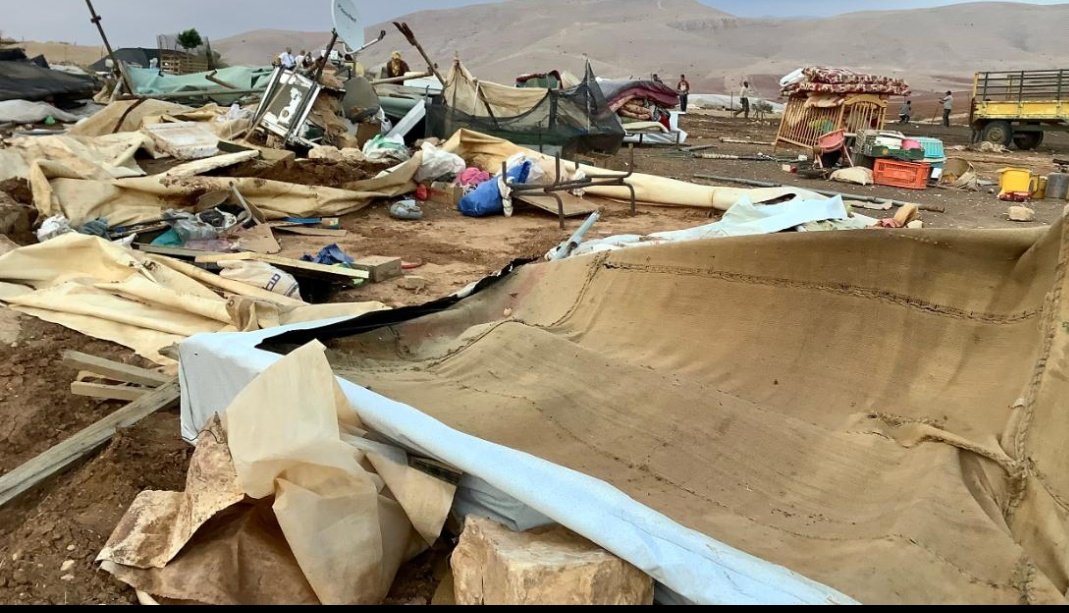 So this is what happened last week as a result.Demolitions, namely deportations instead of official annexation. After all the Israeli government is anxious to have peace with all the neighbors around. Especially with Bahrain and the Emirates.Credit for the photos: CNN