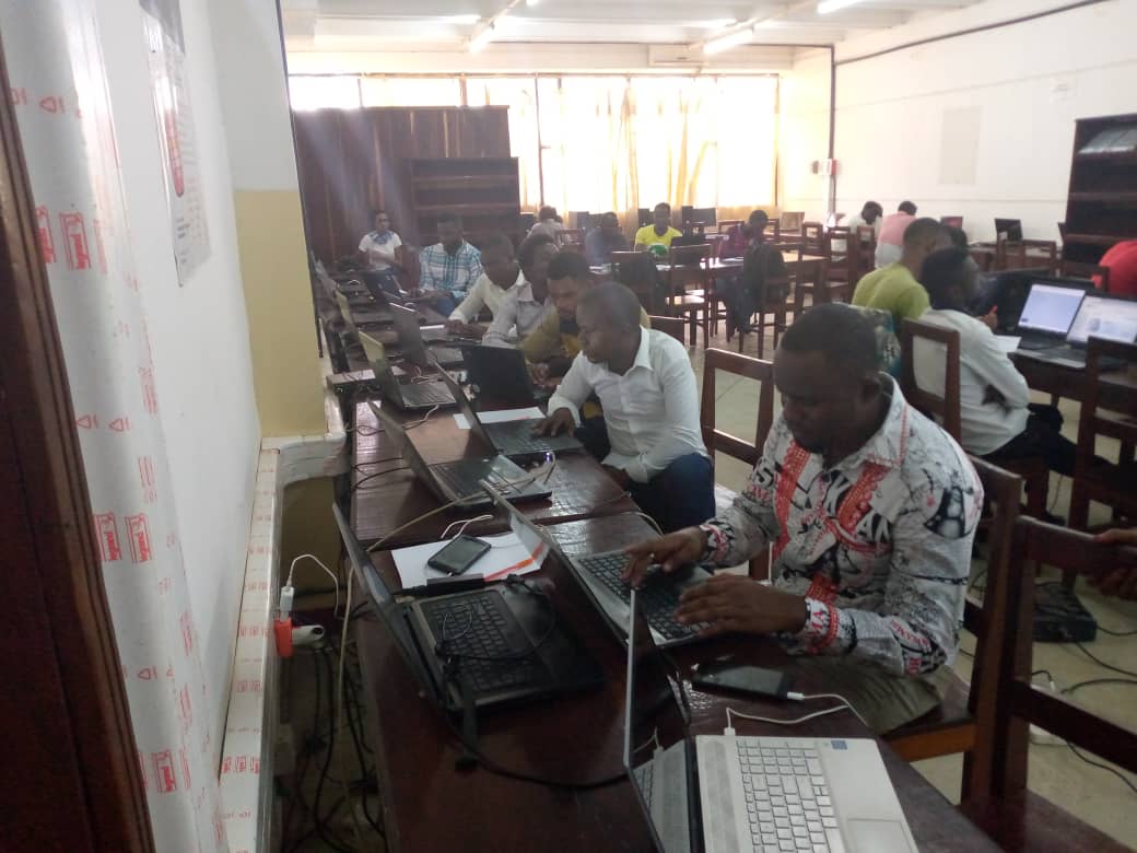 abelmbula's tweet photo. Merci aux #wikimediens #congolais pr avoir Ă©tĂ© prĂ©sents Ă notre dernier atelier sur @artandfeminism oĂč nous avons amĂ©liorer/crĂ©er plus de 40 #articles sur les #femmes congolaises dont #nadegembumba @AthomsMBUMA
@WikiFranca @WikimediaTchad @Wikimedia_CIV @jimmy_wales https://t.co/hFqrN5785f