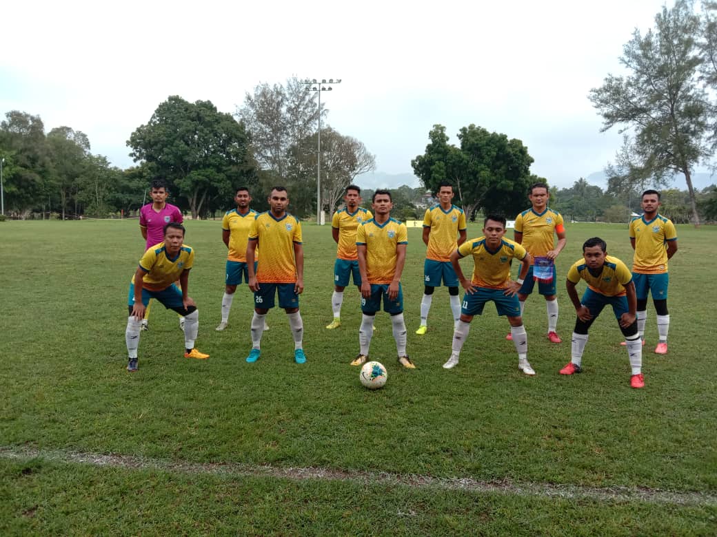 LigaLokalPerak's tweet photo. Kuala Kangsar League 2020/2021
Piala PBD Kuala Kangsar (KKFA Cup)
Kump C - KKL 7
MPM Falcons 1-0 Ganjaran FC
Sabtu, 7 November 2020
#kualakangsarleague
#ligakualakangsar2020
#ligakualakangsar2021
#ligakuale
#ligalokalperak
#sokongligalokal
#supportlocalleague https://t.co/HOyZUD77XQ