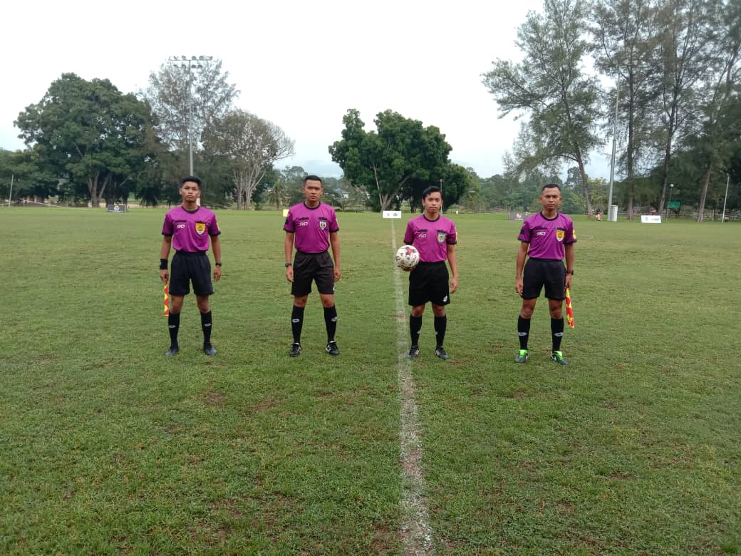 LigaLokalPerak's tweet photo. Kuala Kangsar League 2020/2021
Piala PBD Kuala Kangsar (KKFA Cup)
Kump C - KKL 7
MPM Falcons 1-0 Ganjaran FC
Sabtu, 7 November 2020
#kualakangsarleague
#ligakualakangsar2020
#ligakualakangsar2021
#ligakuale
#ligalokalperak
#sokongligalokal
#supportlocalleague https://t.co/HOyZUD77XQ