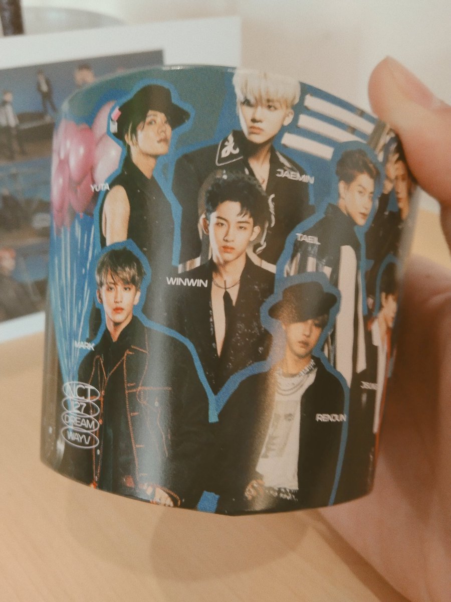 LoveApeach97's tweet photo. I finally got the Cupholder version I wanted😙✌🏻

Thankyou so much @NCT2020_EVENT and @KopiChuseyo 💚✨

#NCT2020
#TOTHEWORLD_NCT2020 https://t.co/JZWXqIPPwr