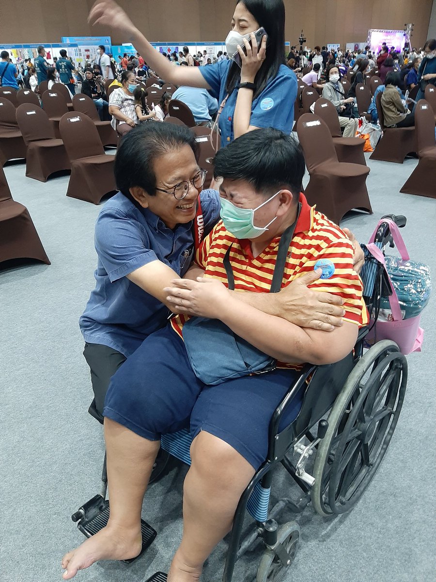 Tosaporn Sererak / นพ. ทศพร เสรีรักษ์ tweet media