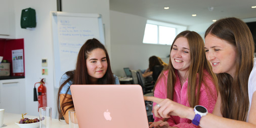 GuidingMembers's tweet photo. Could you help us improve and deliver our learning and development for volunteers?

Apply to become the lead volunteer for learning and development, putting learning at the heart of @Girlguiding. Applications close 2 December 2020.  https://t.co/6T2gZBwv4h https://t.co/ioN6eKDRuQ