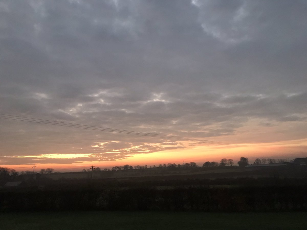JonathanVerner's tweet photo. I don’t mind an early start on a Saturday morning to leave Emily to her wee p/t job - when you pull back the curtains to see this (Psalm 118:24) #thankfulpeople #creation #Godshandywork https://t.co/lT6WzduNGZ