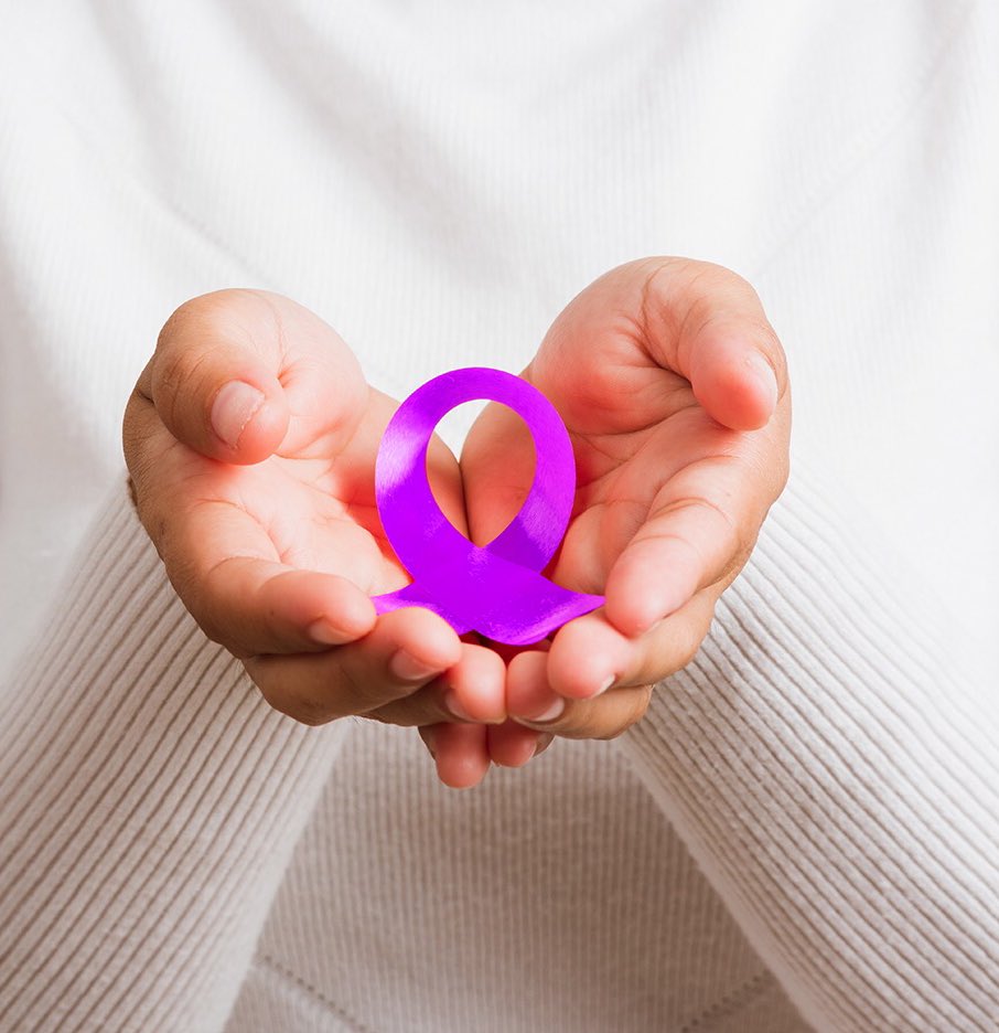 AmbaniTina's tweet photo. Itโs time to get proactive, not reactive, about cancer. Be vigilant, pay heed to any changes in your body, stay alert.
Greater awareness, a healthy lifestyle, early detection and a positive approach after treatment can help us #ContainCombatConquerCancer
#CancerAwarenessDay https://t.co/YCmIebd3Hp