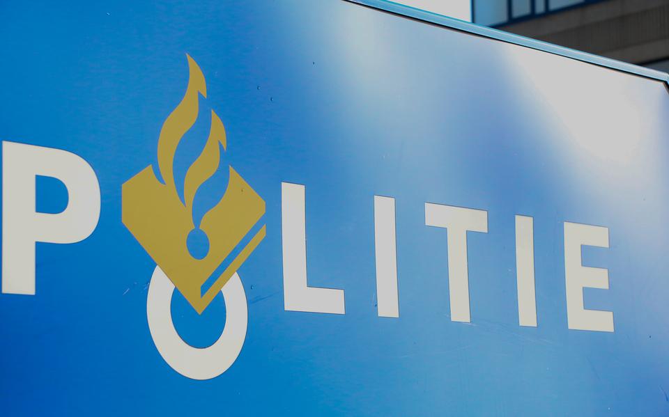 Leeuwarder beledigt politie, wordt ingesloten: LEEUWARDEN