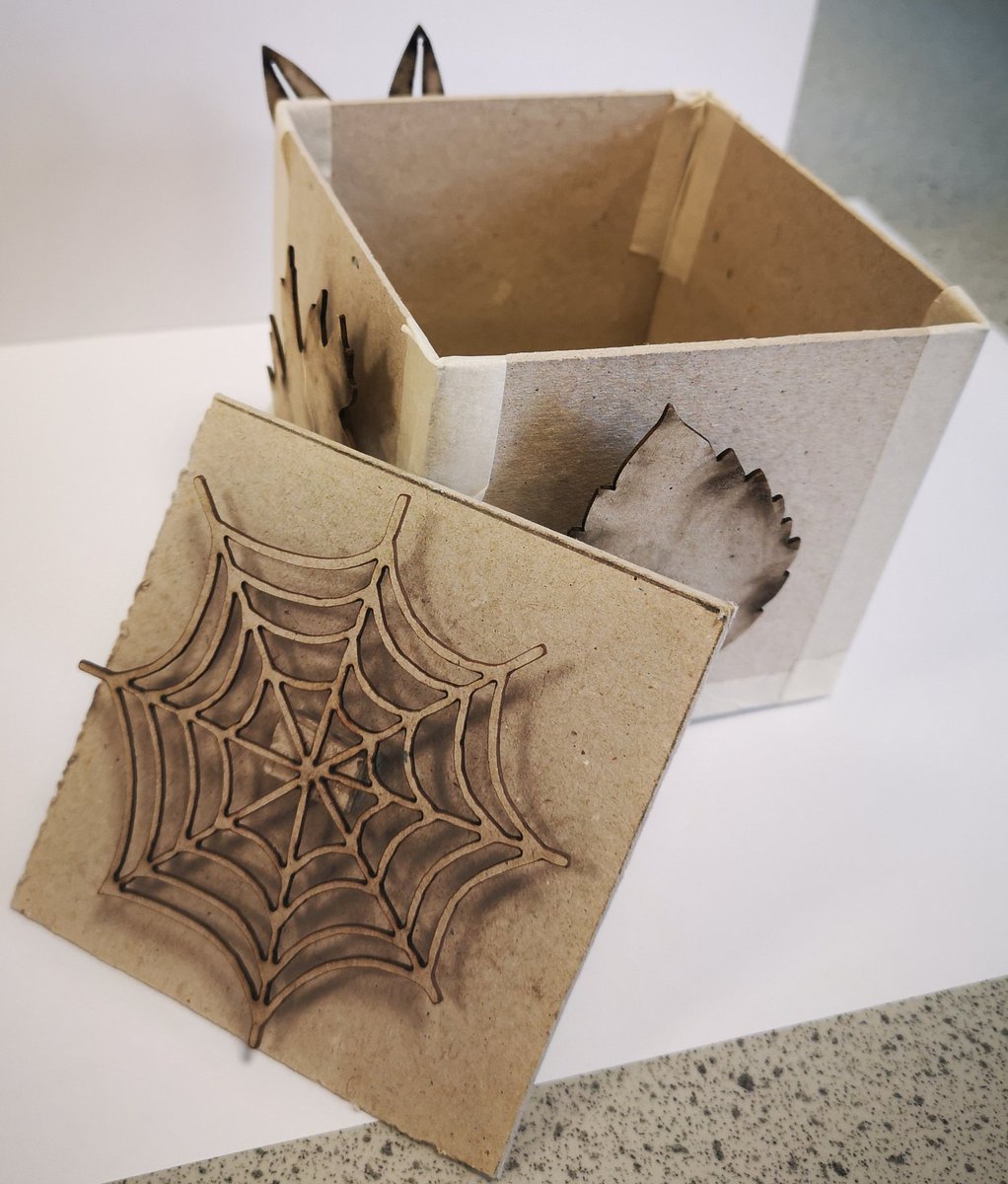 KPHSTechnology's tweet photo. Yr 10 RM students creating prototype models of possible storage solutions based on the work of Andy Goldsworthy #kphsdesigntechnology #ks4 #ks4dt #kphstechnology #designtechnology #gcse3ddesign #productdesign https://t.co/OBxD020bWN