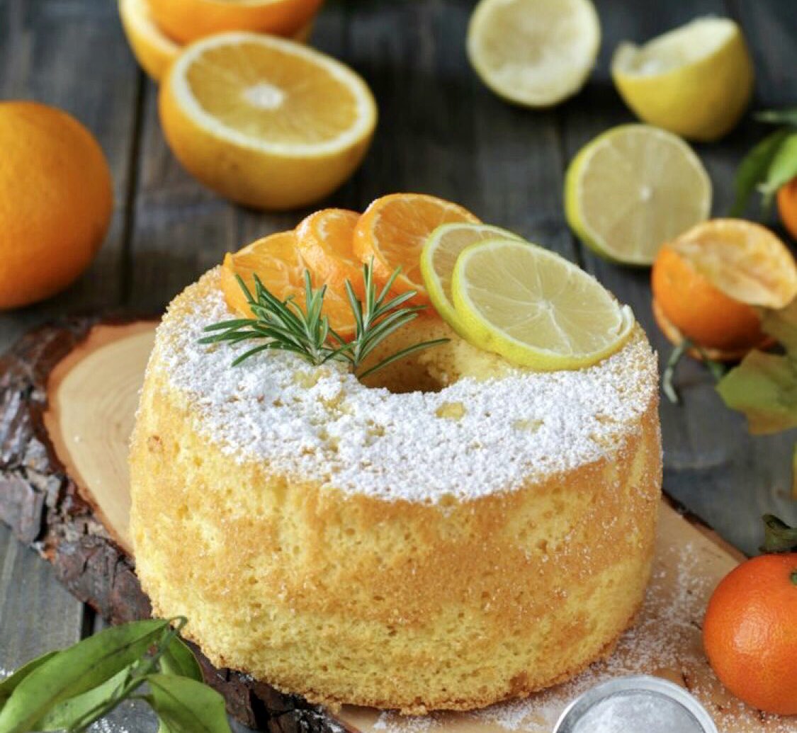 Soft #ORANGE and yogurt cake 😍🍊🥧
Have a nice weekend 🧡