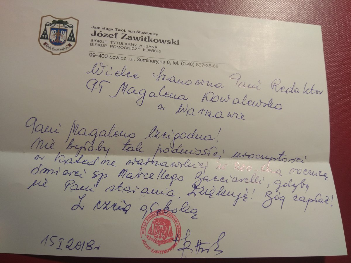 M__Wojtak's tweet photo. Pozostają poetyckie kazania i odręcznie napisane listy. Taki był śp. bp Józef #Zawitkowski . Za gościnność i każdą homilię, zwłaszcza  tą wygłoszoną do jasnogórskich pątników na pielgrzymim szlaku Księże Biskupie dziękuję! O g. 10.00 w Łowiczu rozpocznie się Msza św. żałobna. https://t.co/1kn2toCn7J