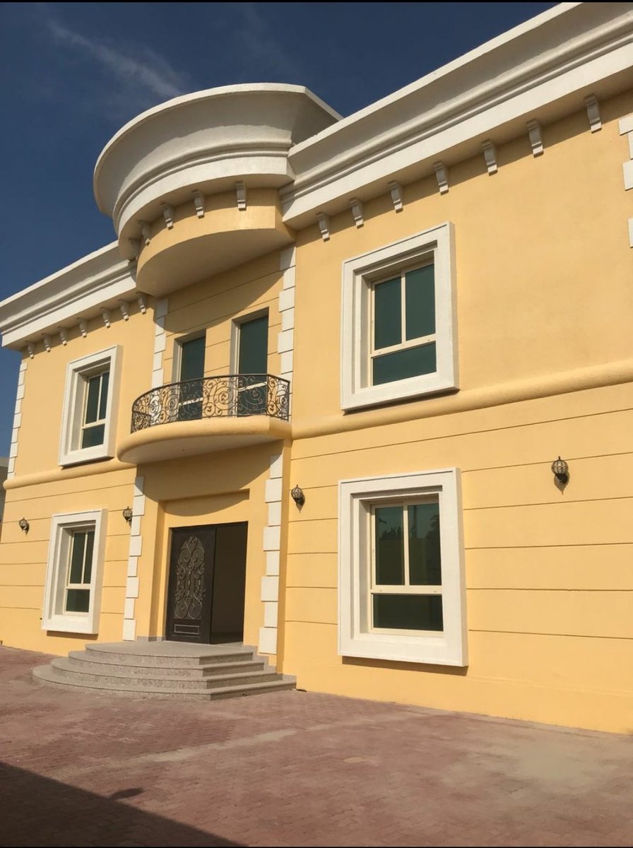 #للبيع #فيلا طابقين في الدراري
تتكون من 6 غرف نوم وصالتين ومجلس للرجال ومجلس للنساء ومطبخ وغرفتين للخدم مع موقف سيارة
مساحة الارض 8000 قدم 
تكييف مركزي
موقع مميز قريب من حديقة الدراري على شارع اسفلت
السعر : 3 مليون درهم قابل للتفاوض
للتواصل 0555670011 بومحمد