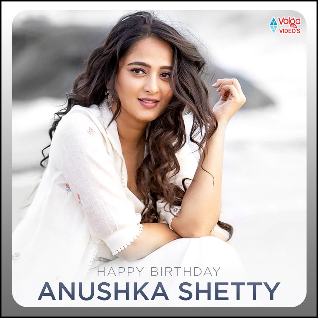 Volgavideos1's tweet photo. Wishing A Very Happy Birthday Gorgeous #AnushkaShetty
#HBDAnushka #HBDAnushkaShetty #HappyBirthdayAnushkaShetty #HappyBirthdayAnushka #Wishes #Volgavideos https://t.co/XZyfIHXKJd