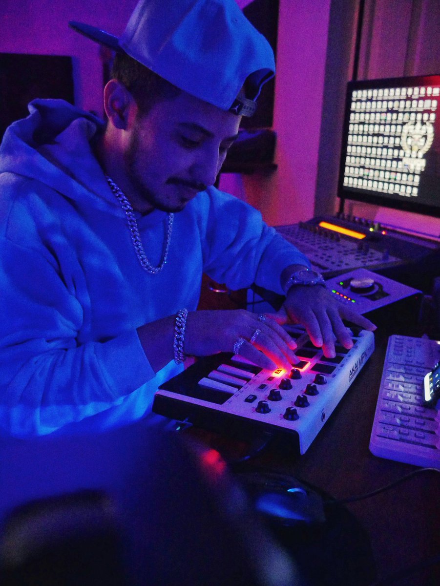 LilBabyTheBestR's tweet photo. Mi música siempre fiel.. 😎🤟
https://t.co/as94hUeXXD https://t.co/9UNx6XeYUd