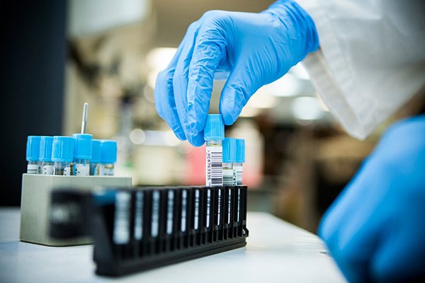 Please spare a RT for all the pathology staff who have been working incredibly hard throughout this pandemic

They play such a major role in the fight against Coronavirus yet they rarely get a mention

There will also be a huge number of them working this weekend - thank you all