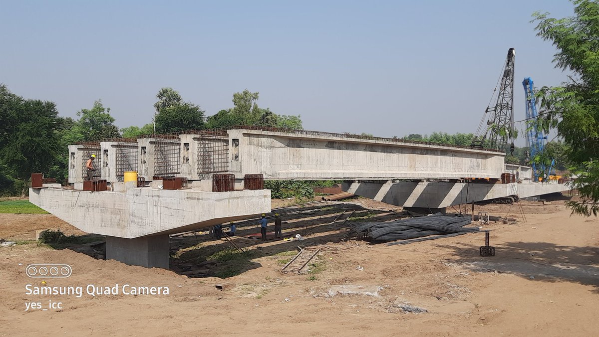 DevelopedSurat's tweet photo. #New_Bridge on #River_Tapi
to Connect #Ved - #Gurukul to #Variyav #SayanRoad
#ચોક - #હોડીબંગલા - #સિંગણપોર - #ડભોલી - #વેડ - #ગુરુકુળ થી
#વરિયાવ - #અમરોલી , #વેલંચાં - #NH8 ને જોડતો #તાપી_નદી નો #પુલ
#Surat #KatargamZone #yes_icc Clicked by #FenilThakkar @DrJagdishSurat @OurSMC https://t.co/xNfPKvcfIf