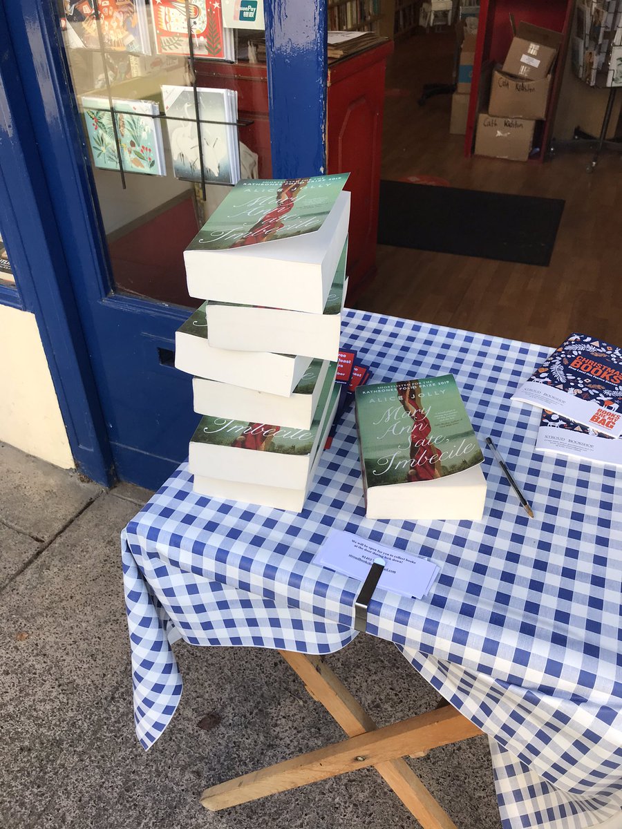 JollyAlice's tweet photo. Beautiful weather #stroud yesterday. Have not done an outside book signing before. Thanks @stroudbookshop @BookStroud for keeping us all #LockdownReading Plus @YLBookshop who do the same for #nailsworth #tetbury More of #maryannsate on audio tonight. Also can listen on catch up. https://t.co/hdyllzBScF