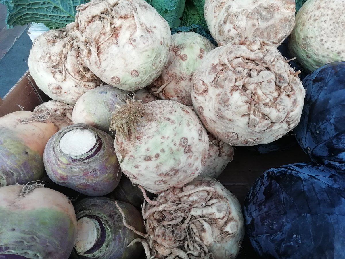 Whites Fruit & Veg tweet media