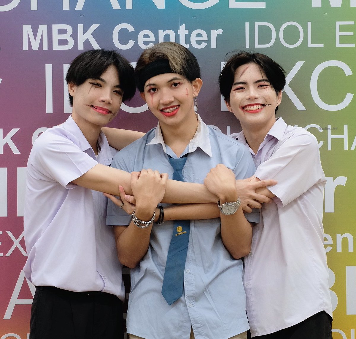 BeeBee_tsnl's tweet photo. Tah || Fanta || Big 

#U_nique
#U_niqueofficial
#idolexchange
@Focacci31393120

[ 201106 ] MBKcenter https://t.co/IhUDi2HDQi