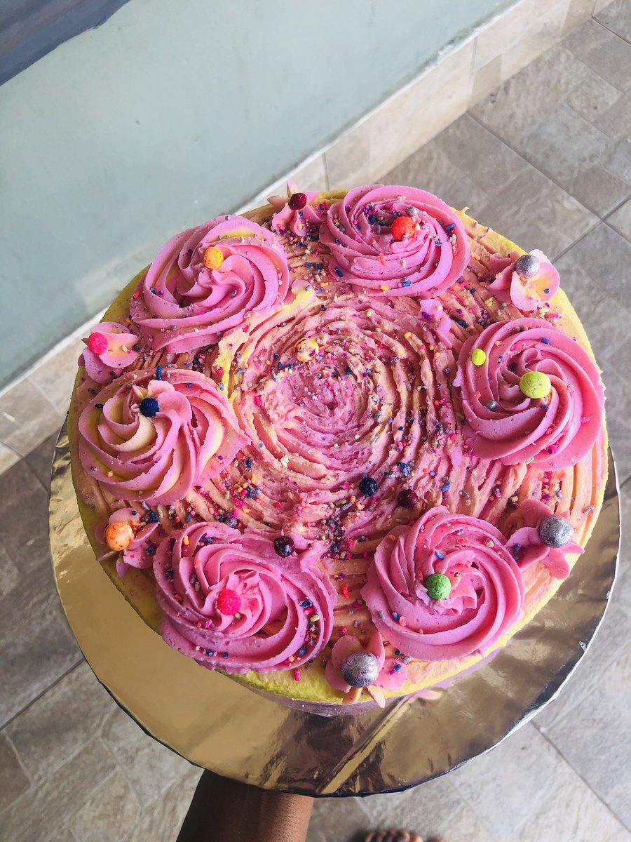 BeeBakes2's tweet image. Ready for a two year old princess 💕