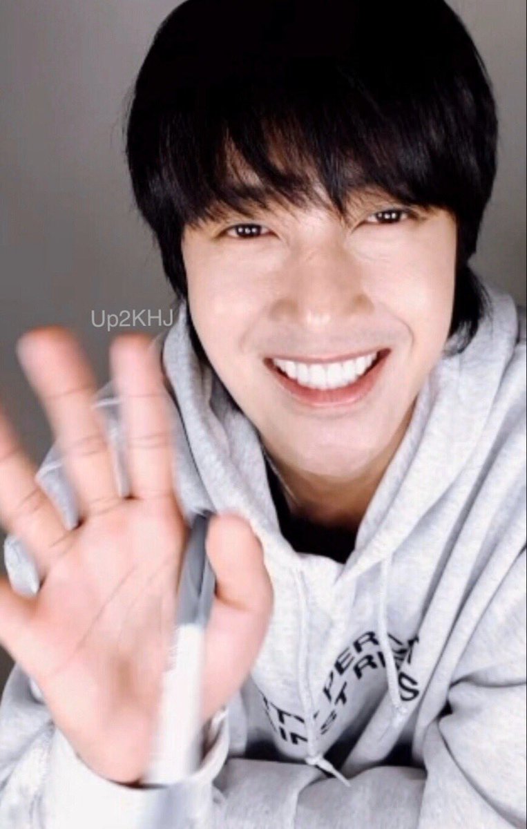 안녕 🥰🥰🥰🥰🥰

#KimHyunJoong 
#ABellofBlessing