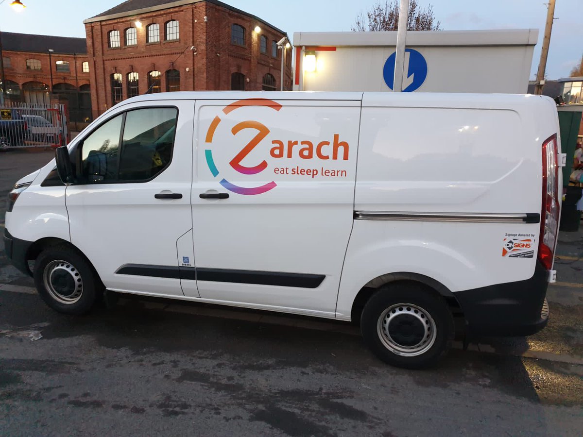 ZarachCharity's tweet photo. A van with a plan:
โ
Beds and basics delivered to children in Leeds living without
โ
Food for 7 days parcels to ensure no child goes hungry
โ
Ongoing support to get families back to financial independence
@LCVehicleHire What a difference youโve made โค๏ธ
#leedstogether https://t.co/uWaP5cDcGD