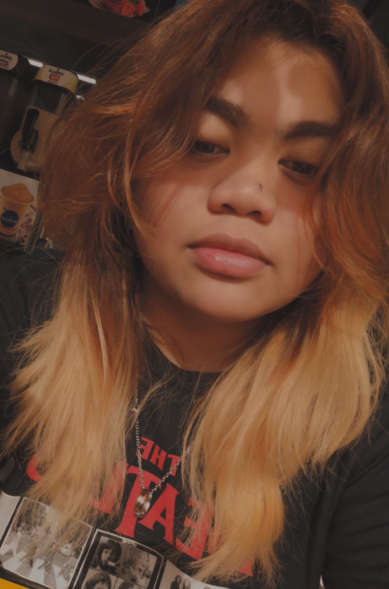 AraPeeee's tweet photo. Tried the #WGLY preset. ๐งก Lovin' the warm vibe. Huhuhu definitely my style. Thanks @LeanneAndNaara https://t.co/BLkjNaBBBq
