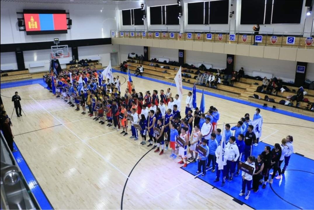 mongolia_mon's tweet photo. "Business League-2020" эхэллээ. МҮХАҮТ-ын гишүүн байгууллага, ажилтан, албан хаагчдын дунд Сагсан бөмбөгийн “BUSINESS LEAGUE - 2020” шилжин явах цомын төлөөх тэмцээнийг 6 дахь жилдээ зохион байгуулж байна.
Бүх баг тамирчиддаа амжилт хүсье! https://t.co/XF1Gn6YG6u
