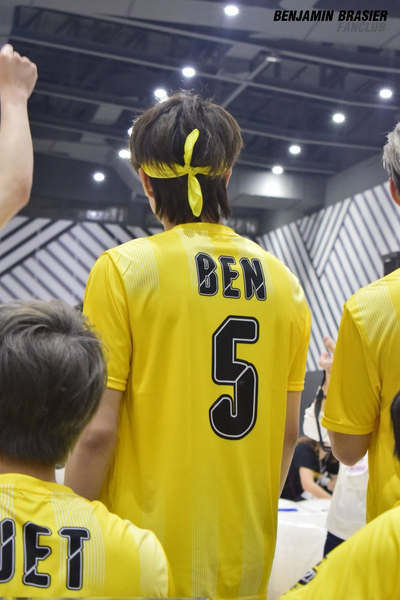 BenjaminFanTH's tweet photo. ✌ดีใจกับชัยชนะ สุดๆ 

 #teamyellow
@benjaminbrasier
#เบญจมินทร์ 
#หมาป่าเบญจมินทร์ #kazzSportDayAllStar2020 https://t.co/oq4fIhqtGH