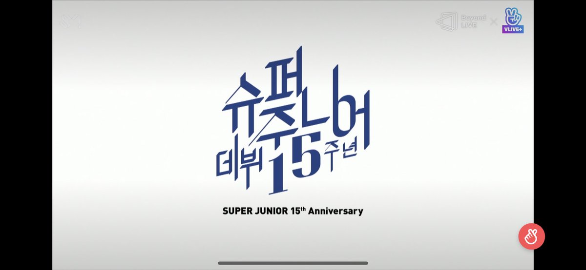 SJaykek's tweet photo. スパショ並み🙄🙄🙄
ペンミで、3.43時間とはすごすぎたーーーーーー
 
#SUPERJUNIOR_BeyondLIVE #superjunior15thanniversary #TheMelody #15thAnniv_WalkTogether #SUPERJUNIOR https://t.co/yASIOQlsJO