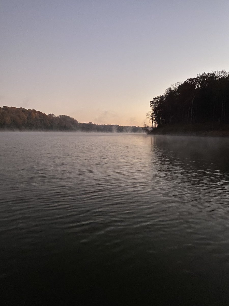 renee_estridge's tweet photo. November mornings on the water.  What’s not to love about it??? https://t.co/wrs8xBJo3o