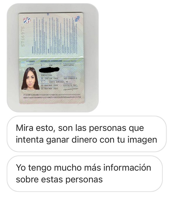 Y luego me preguntan porque estoy saturada de la gente  Me han echo hasta un pasaporte falso para enga&ntilde;ar<a href="/tag/juliadeluciavideos"class="tags"><span>#juliadeluciavideos</span></a>