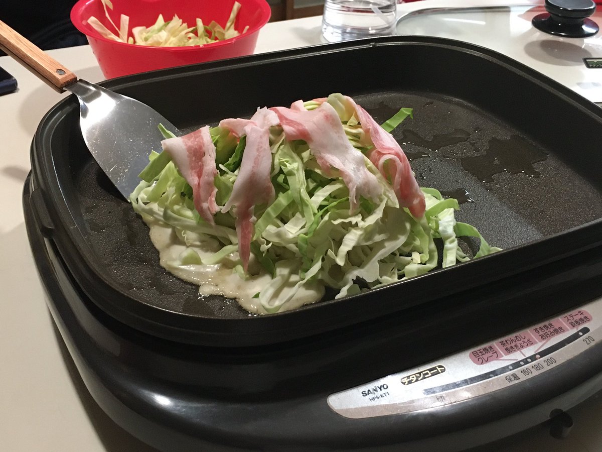 hampkichi's tweet photo. 今日のHAMP KICHIは
お好み焼き会です☺️

#HAMPKICHI https://t.co/mRxRAdIeFi