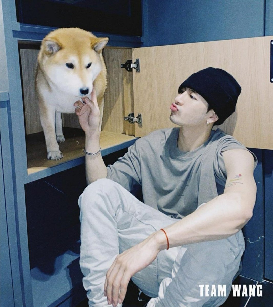A thread of barefaced Jackson Wang