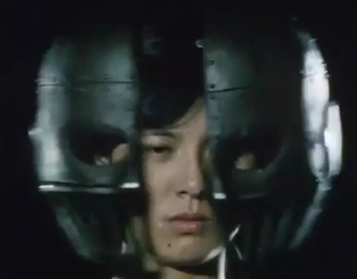 Twitter पर なーたん スケバン刑事2 1話 ヨーヨーで陽子の鉄仮面を割る西脇 風 生まれて初めて頬に風が当たっちょる 風になびく髪 バックに流れるのは さよならのめまい 視聴者が五代陽子 南野陽子 ナンノさんの美しさに度肝を抜かれたであろう 伝説の