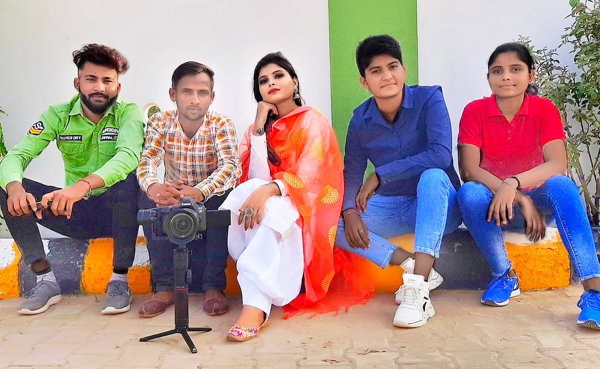 veergoyal53's tweet photo. Veer goyal #veergoyal #sujatajalap #ritikaojha #AmitabhBachchan # https://t.co/9YWU1e1DLv