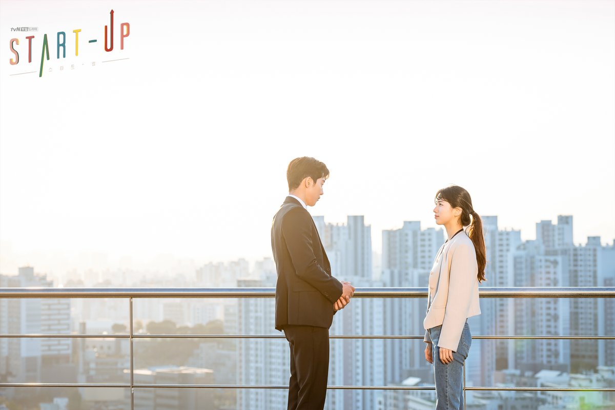 Деловое предложение дорама 2022. Ан хё соп и ким се чжон. Выгодное предложение дорама. Business proposal дорама. Деловое предложение дорама чеболь.