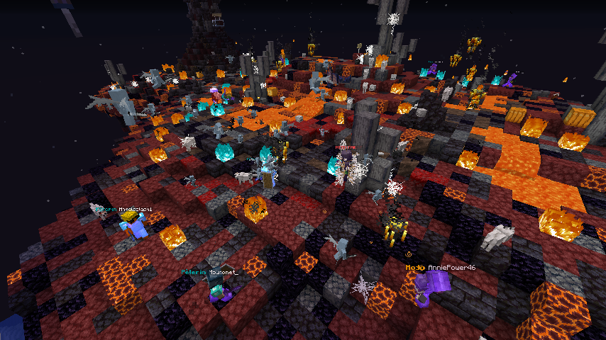 adoliath's tweet photo. Voici quelques screens de l'event "La Lutte Horrifiante" qui a conclu la semaine d'Halloween ! 
Une douzaines de joueurs y ont combattu ce jour là pour mettre fin au cauchemar. 
Nous prévoyons plein de choses pour le futur donc rejoignez-nous => 1.16.1 | https://t.co/vjJssD8gGb https://t.co/2lvyIJLl5s