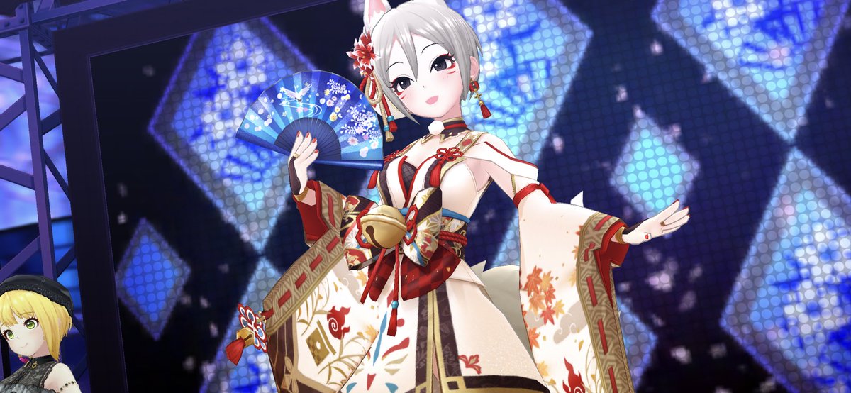 てるつ き 周子の5周目のssr Lippsのメンバーと合わん衣装だけど出来が良いな