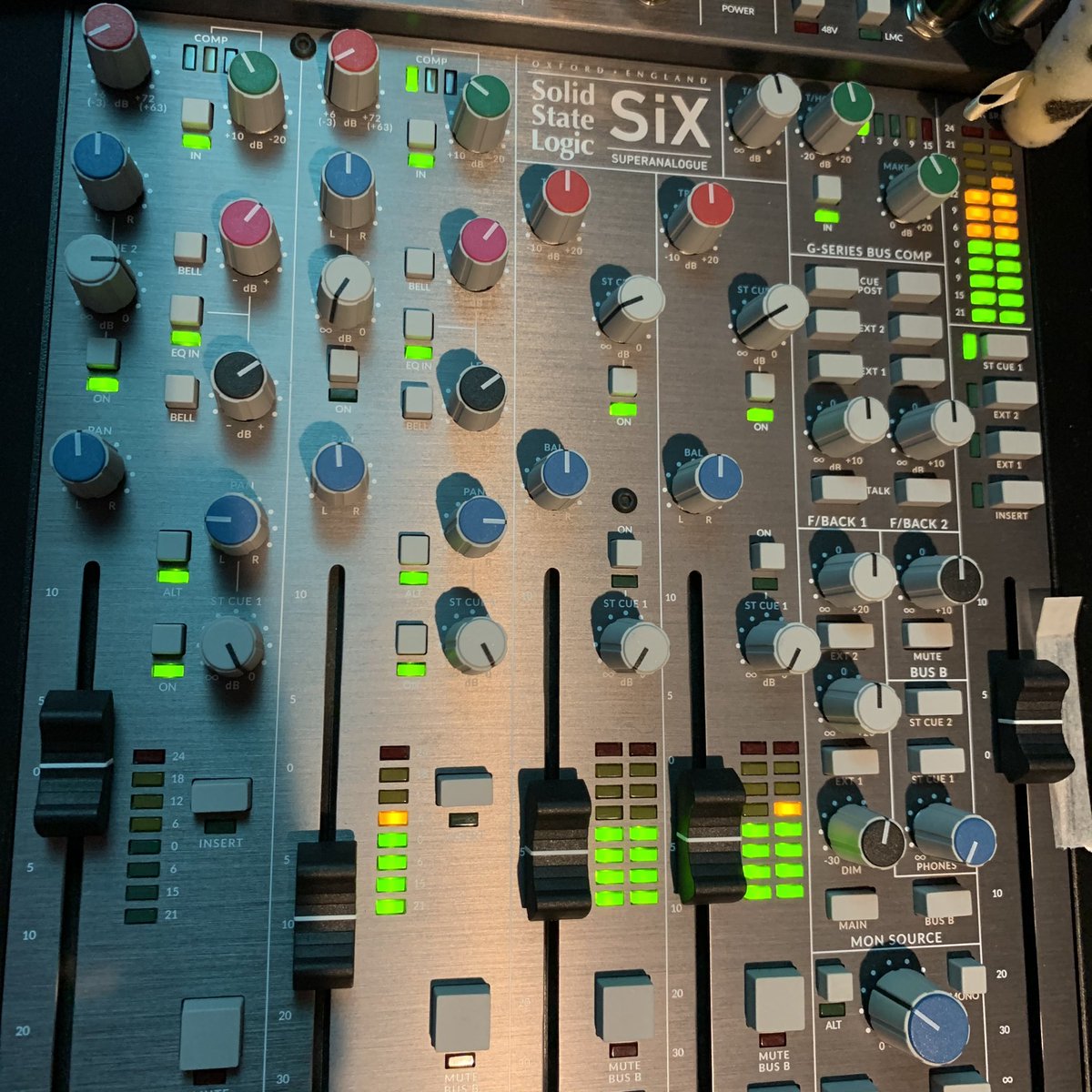 naoki_onwave's tweet photo. Total Recall❣️📸
https://t.co/ZlyEijyGcd
#SSLSIX #SuperAnalog #SolidStateLogic #HouseStudio #RecordingEngineer #MixingEngineer #SoundProducer #MultiMillionSellingSoundEngineer #NaokiJYomogida #蓬田尚紀 #OnWaveMusic #GainGroundStudio #MasteringEngineer #Instrumentalist https://t.co/DHo1kazLxJ
