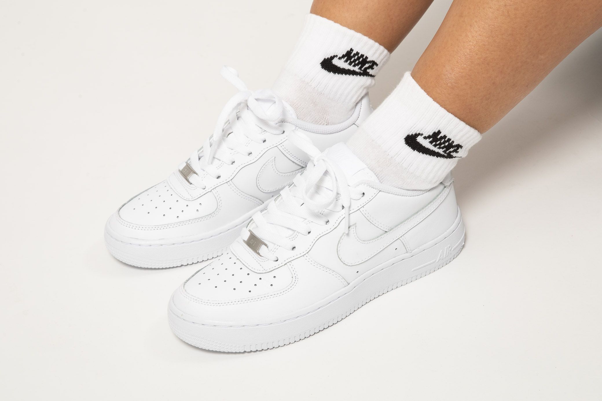 Titolo on Twitter: "back in Nike Air Force 1 Low (GS). Now available get your pair https://t.co/PttwZLv86h US 3.5Y (36) - US 7Y (40) ⁠ style code 🔎 314192-117⁠ ⁠ #