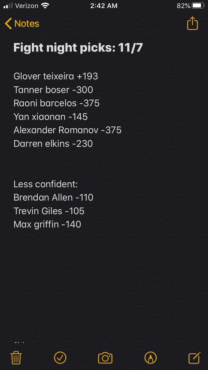 LasVegasGravy's tweet photo. #FightNightPicks not a huge fan of this card. Teixeira, show me that old man strength! https://t.co/r6Cc2yMd2h