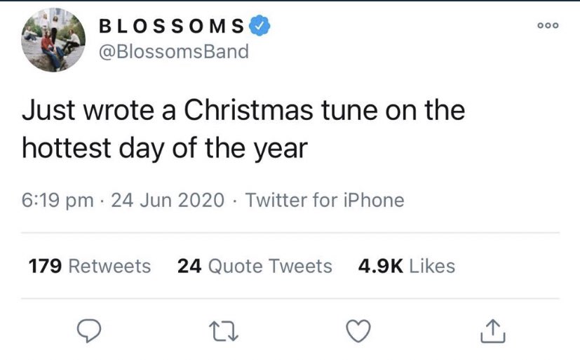PaigeNaylor11's tweet photo. 🍾🎄🎄 https://t.co/OoJMKEkPy3