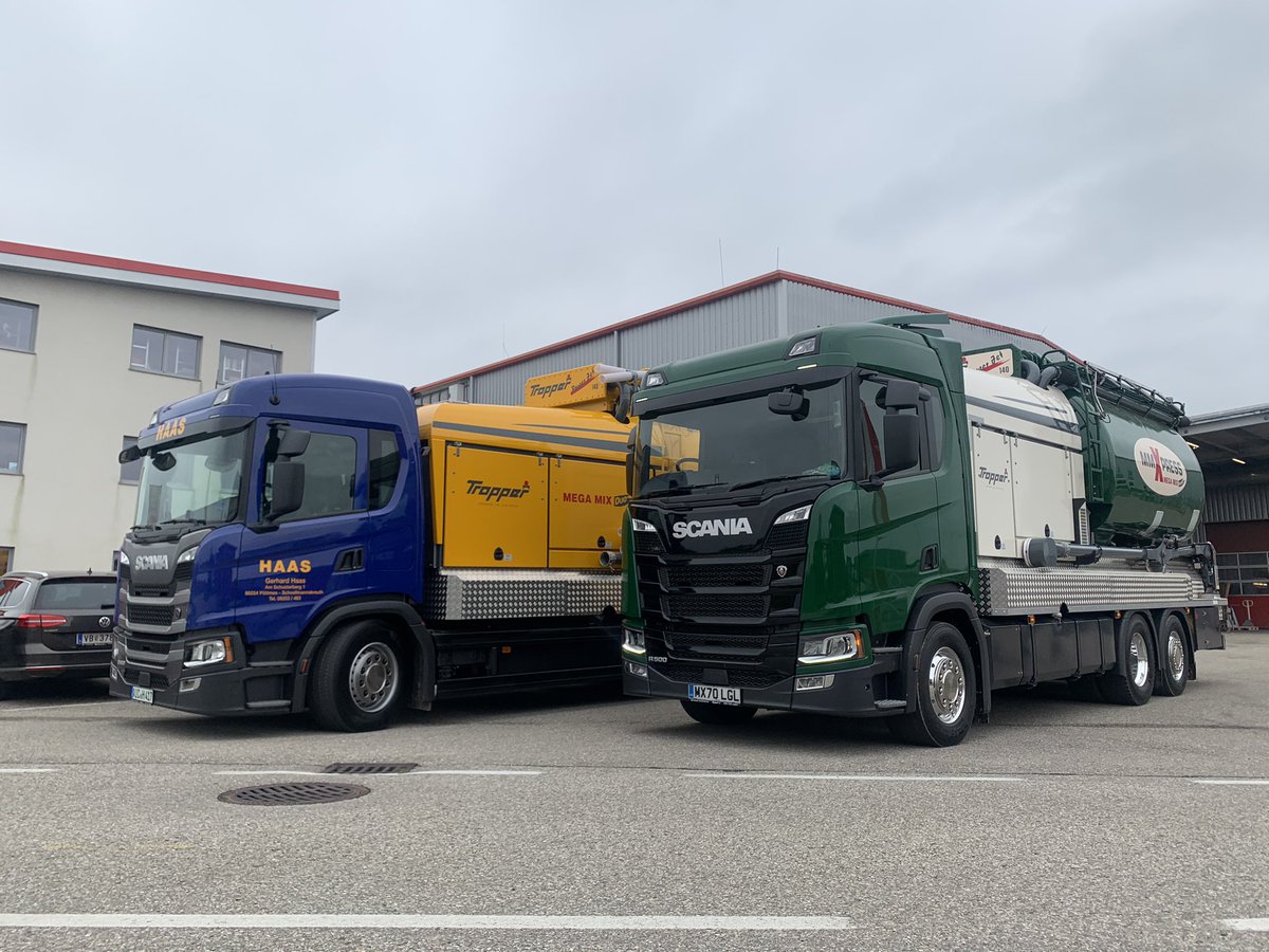 hamermillmix's tweet photo. @ScaniaWPT @ScaniaUK @GJ_Hamer Met up with a @ScaniaDE heading for home too 👌 🇦🇹 🇩🇪 🇬🇧 https://t.co/ICyNPB7IOK