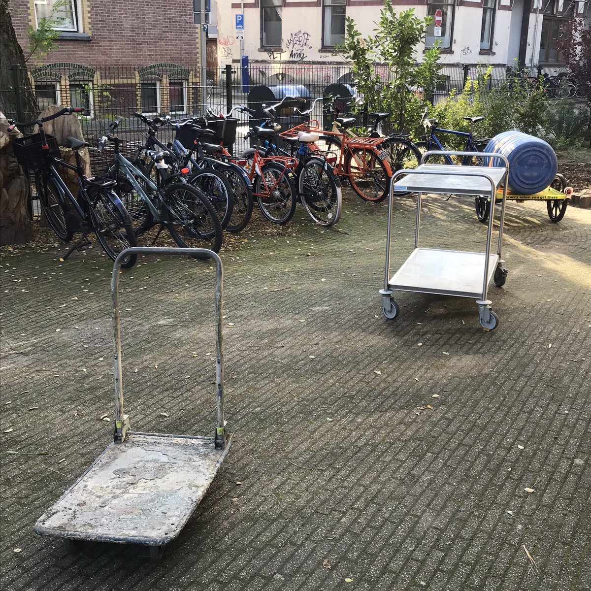 maak_lab's tweet photo. Week 45:
Weer een week van bouwen en uitbreiden. 
Alles loopt hier op rolletjes.
#GeenDagHetzelfde #BijOnsInDeWerkplaats #MaakLabArnhem https://t.co/gtMwNc73Ed