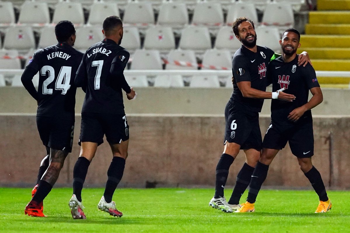 LAPECOSAFUTBOL_'s tweet photo. Finalizado el partido, Omonia 0 - 2 #GranadaCF UEFA Europa League ๐ @Darwin_Machis ๐ป๐ช FUE TITULAR 90' - @YangelHerrera8 ๐ป๐ช FUE TITULAR ๐ 89' #VENEX #LAPECOSAFC
El Granada CF de los venezolanos Herrera y Machรญs ๐ป๐ช es lรญder del Grupo E #EuroLeague https://t.co/ZKXltyuCUl