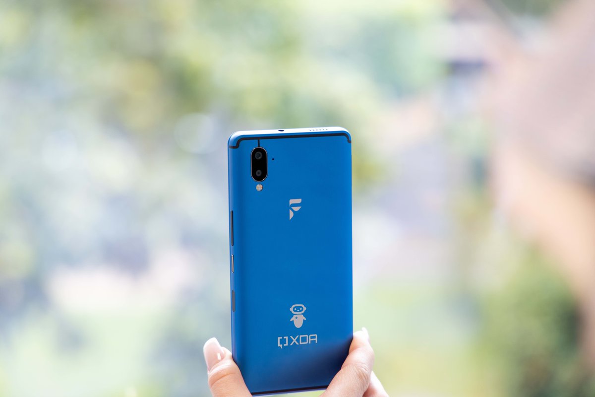 thefxtec's tweet photo. We've increased the specs of the Pro1-X to 8GB RAM and 256GB storage to give users the best Android, Lineage &amp; Ubuntu Touch experience imaginable. 

Check out our campaign on #indiegogo 👉https://t.co/7RaFihxsor ⭐

#UbuntuTouch #Android #Lineage #smartphone #keyboard https://t.co/dPG4lTSJ8n