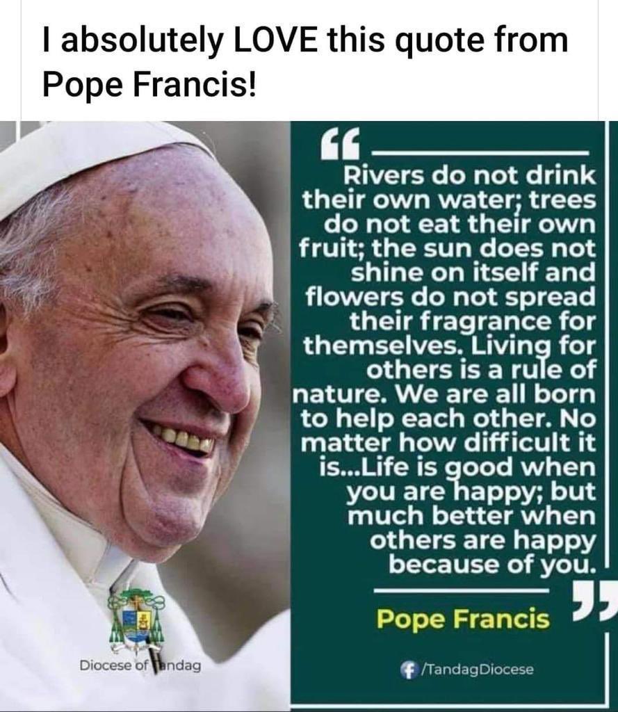 najwakaram's tweet photo. Ktir 7abbayt yalli 2riito ma3 "Pope Francis" 🙏🏼 https://t.co/vE8YJSrBOf