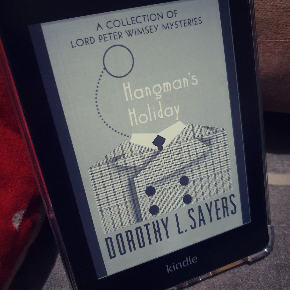 aini12aian's tweet photo. "As my whimsy takes me" 🧐

#CurrentlyReading #LordPeterWimsey #HangmansHoliday #DorothyLSayers https://t.co/Xj1bb0y2RV